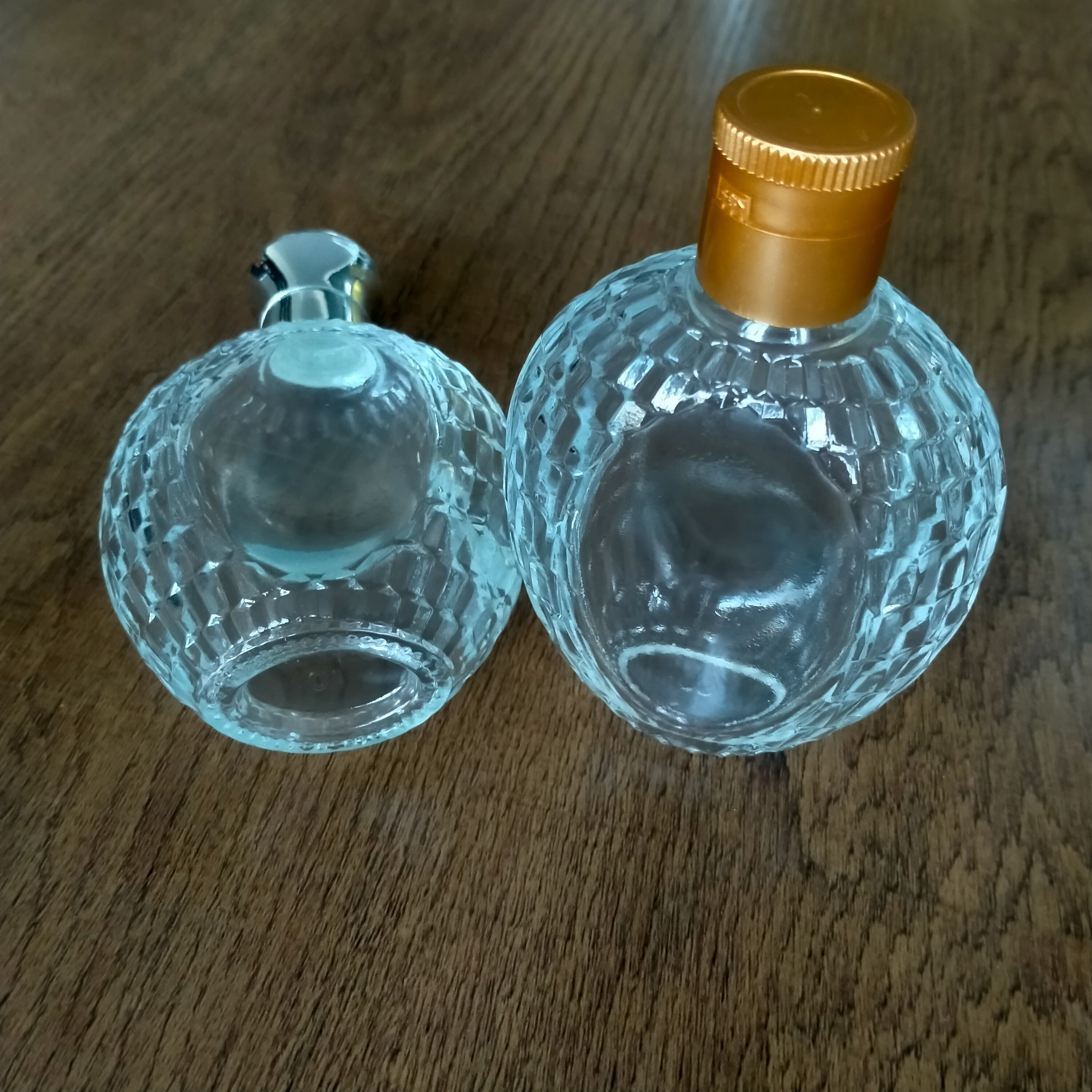 Small Empty Spirit Whisky Wine Bottle SCREW CAP 50ml Mini Glass Alcohol Liquor Bottles
