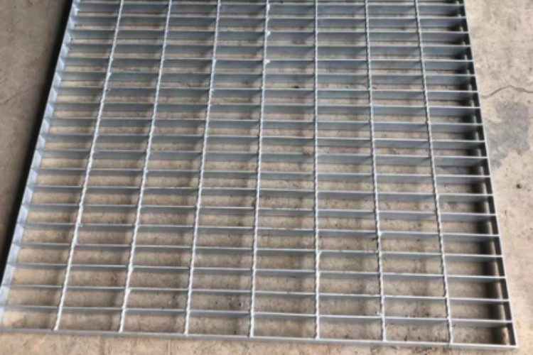 Expanded Steel Grating For Chemical And Pharmaceutical Industries