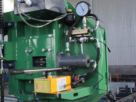 CE Marked Farm Style Fully Auto Hydraulic Horizontal Gasoline Petrol Band Saw Sawmill
