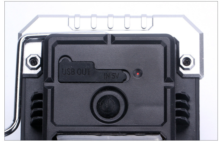 Portable Rechargeable Outdoor Flood Lights 10w For Fishing Camping Wearproof