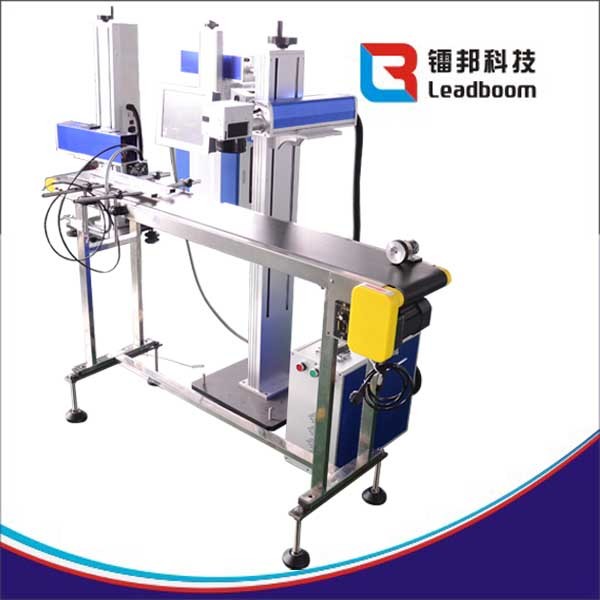 Stable Continuously CO2 Laser Engraving Machine For Wood picture engraving