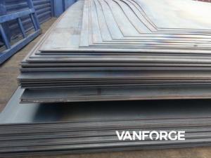China 450HBW Abrasion Resistant Flat Heavy Steel Plate Excellent Weldability wholesale