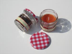 China Orange &amp; Brown scented glass jar candle with printed label decor wholesale