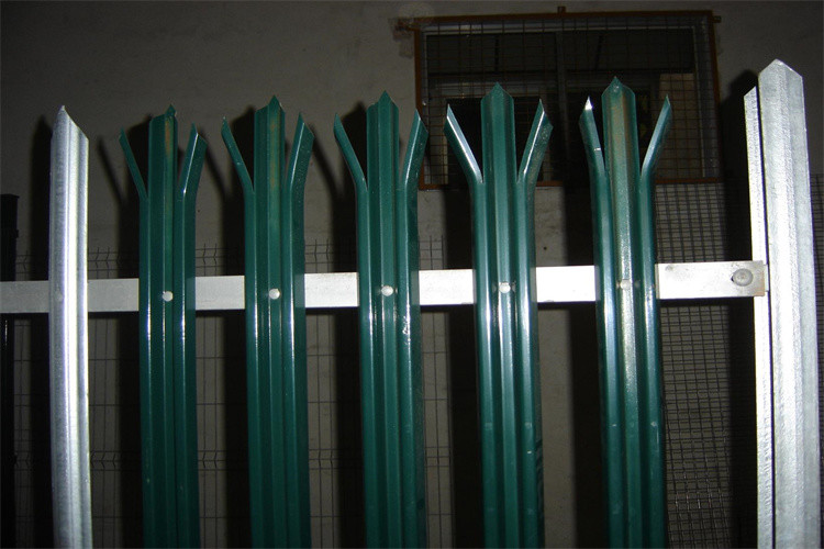 High Security Steel Palisade Fence With Razor Barbed Wire For Protection Zone