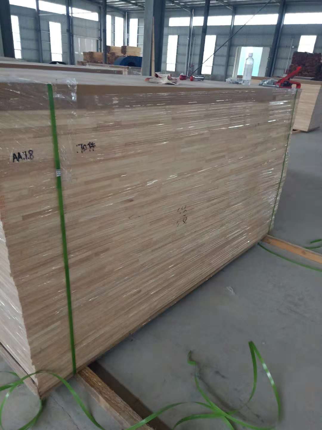 Rubber Wood Finger Joint Board With 20mm 22mm 24mm 30mm Thickness