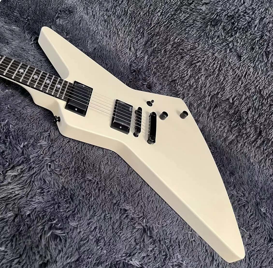 Explorer Electric Guitar with Rosewood Fingerboard, Cream White Color, High Quality
