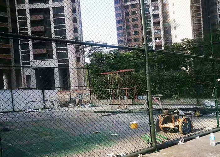 Green 280g/m2 4'' Mesh Hot Dip Galvanized Chain Link Fence
