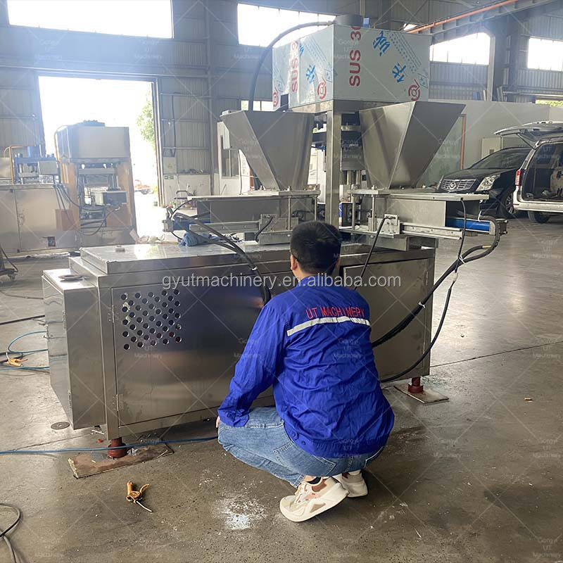 Relaxing and Moisturizing Auto Hydraulic Press Machine for Bath Bombs in Russia