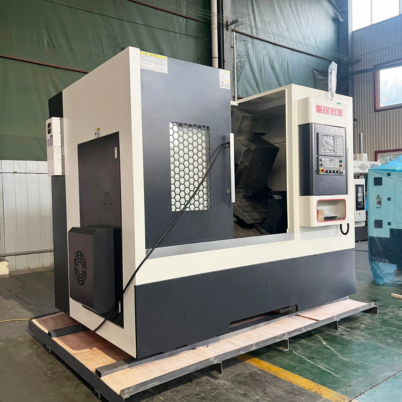 GSK Siemens Syntec Fanuc Milling Drill TCK56 Slant Bed Machine Living Turret