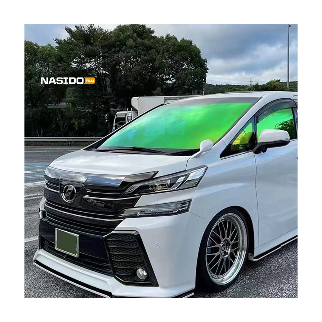 Customized Green Chameleon Window Tint 70% VLT Eye Care High Return Rate