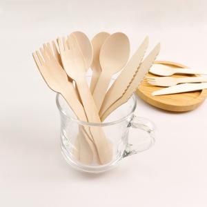 China 16cm Degradable Wooden Spoon Smooth Disposable Cutlery Set Family Party wholesale