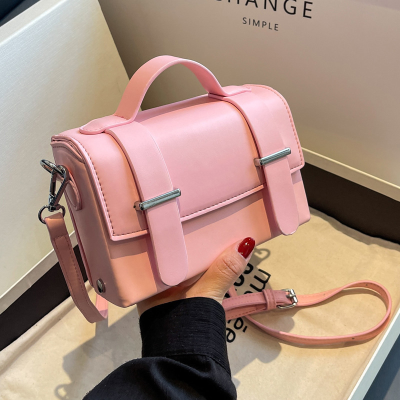 Stylish Lady Crossbody Leather Belt Bag with Adjustable Strap Must-Have Accessory