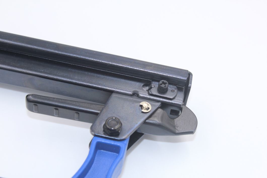 Durable 20gauge Fine Crown Air Pneumatic Staple Gun Air Stapler 1013j for Furniture Decoration