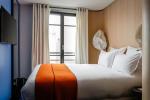 Mauritania hotel furniture from China manufactuer wood bed with nighstand and