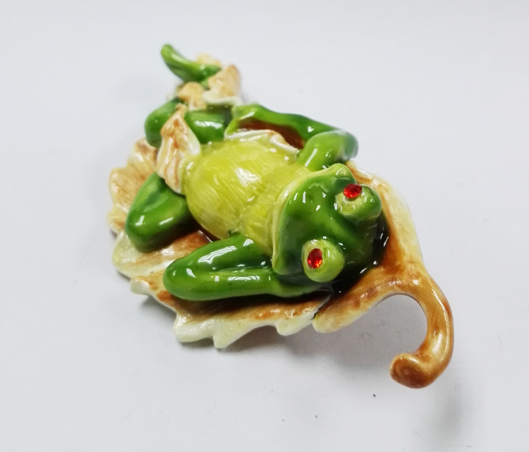 Frog enamel trinket jewelry box frog shape fancy jewelry gift box for Jewerly