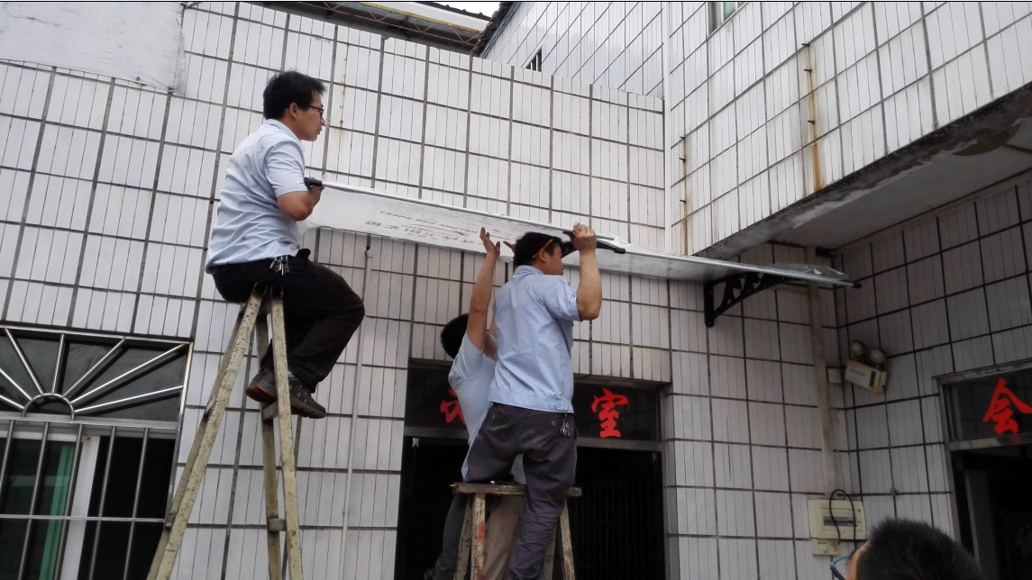 Long-Lasting Polycarbonate Solid Sheet Awning with Resistance to Yellowing Cracking and Fading PC Canopy