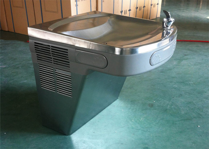 SUS304 Public Drinking Water Fountains With Bubbler Faucet Single Tray