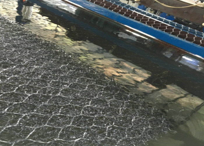 Black 80x100mm Reinforced Three Dimensional Mesh