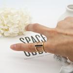 Black Stone Fashion Jewelry Rings Epoxy Alloy Rings Belly Gold Stainless Steel