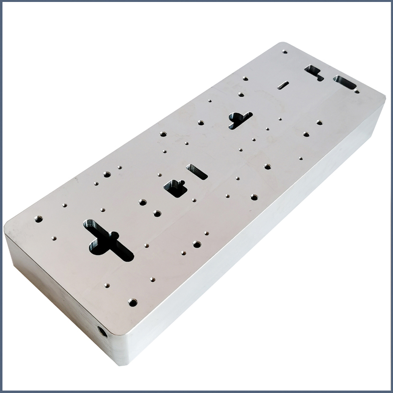 Anti Corrosion Radiator Heat Sink Water Cooling Sand Blasting Practical