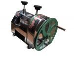 110V/220V Voltage Stainless Steel Juice Extractor for Battery Sugar Cane