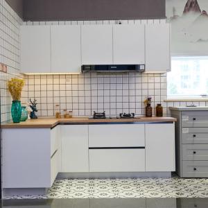 China Cabinet Furniture Interior Design Melamine Finishing Modular Kitchen Cabinets wholesale