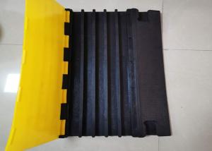 China Heavy 20 Tons 5 Hole Width 35mm Driveway Speed Bumps wholesale