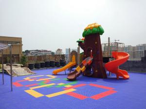 China Kids Playground Interlocking Sports Flooring System Environmentally Friendly wholesale