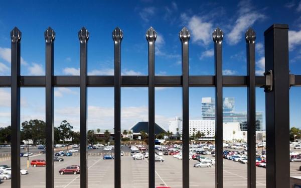 Decorative welded steel picket fence,beautiful-garden fence Steel Tubular Fence