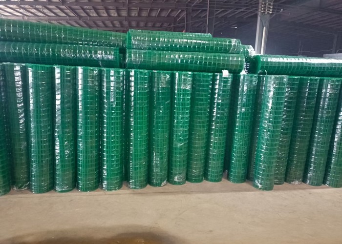1 Inch By 2 Inch Welded Steel Wire Mesh Fence 2.8m width PVC Coated Home Using