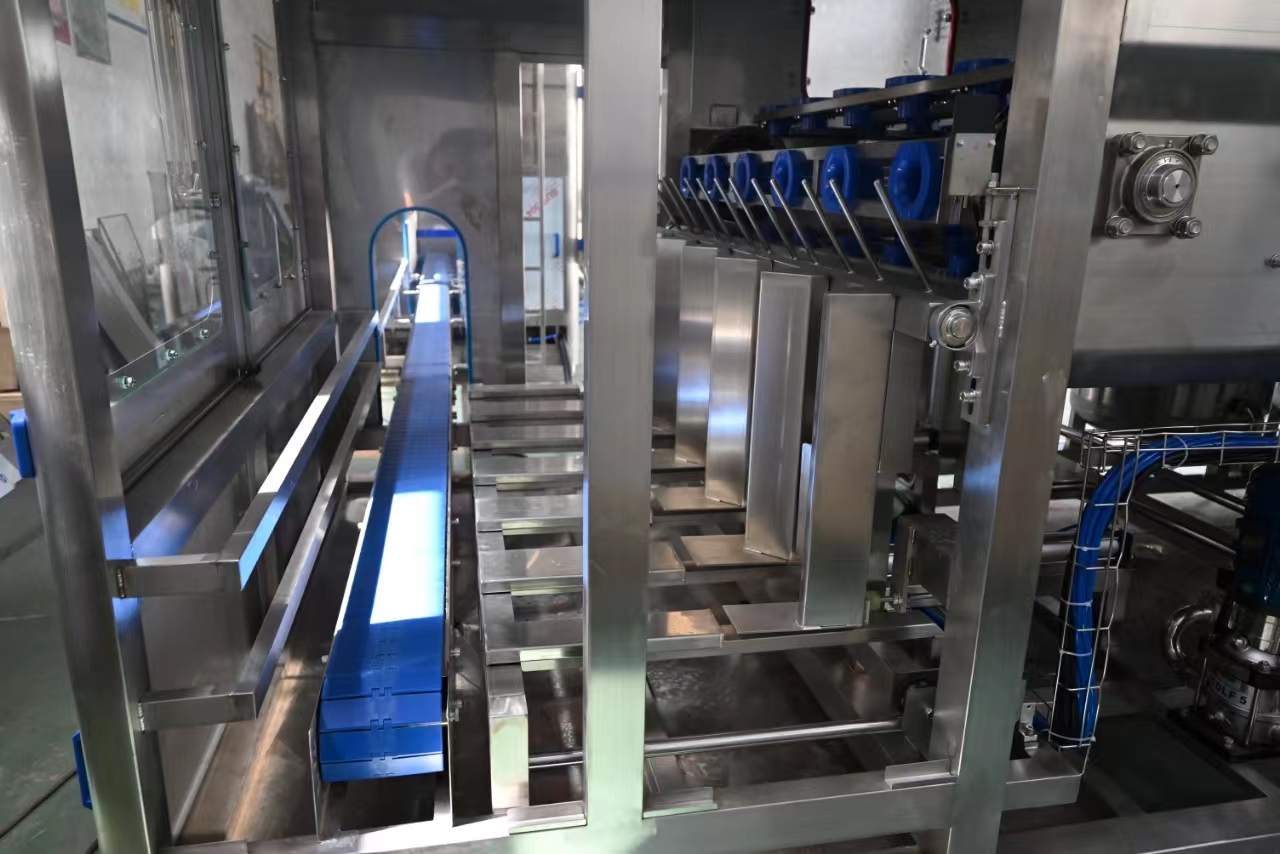 900 bph Bucket Water Filling Machine For Mineral Water, Distilled Water, Pure Water Production