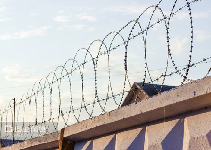 2024 KN Protect Fence Razor Barbed Wire Mesh 2.5mm In Kenya South Africa Zimbabwe