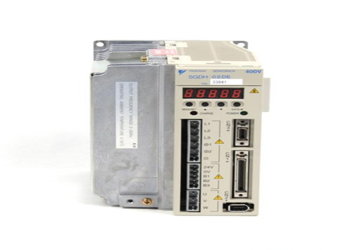 Yaskawa SGDH-05DE New Servo Amplifier 400V 0.5kw New In Original