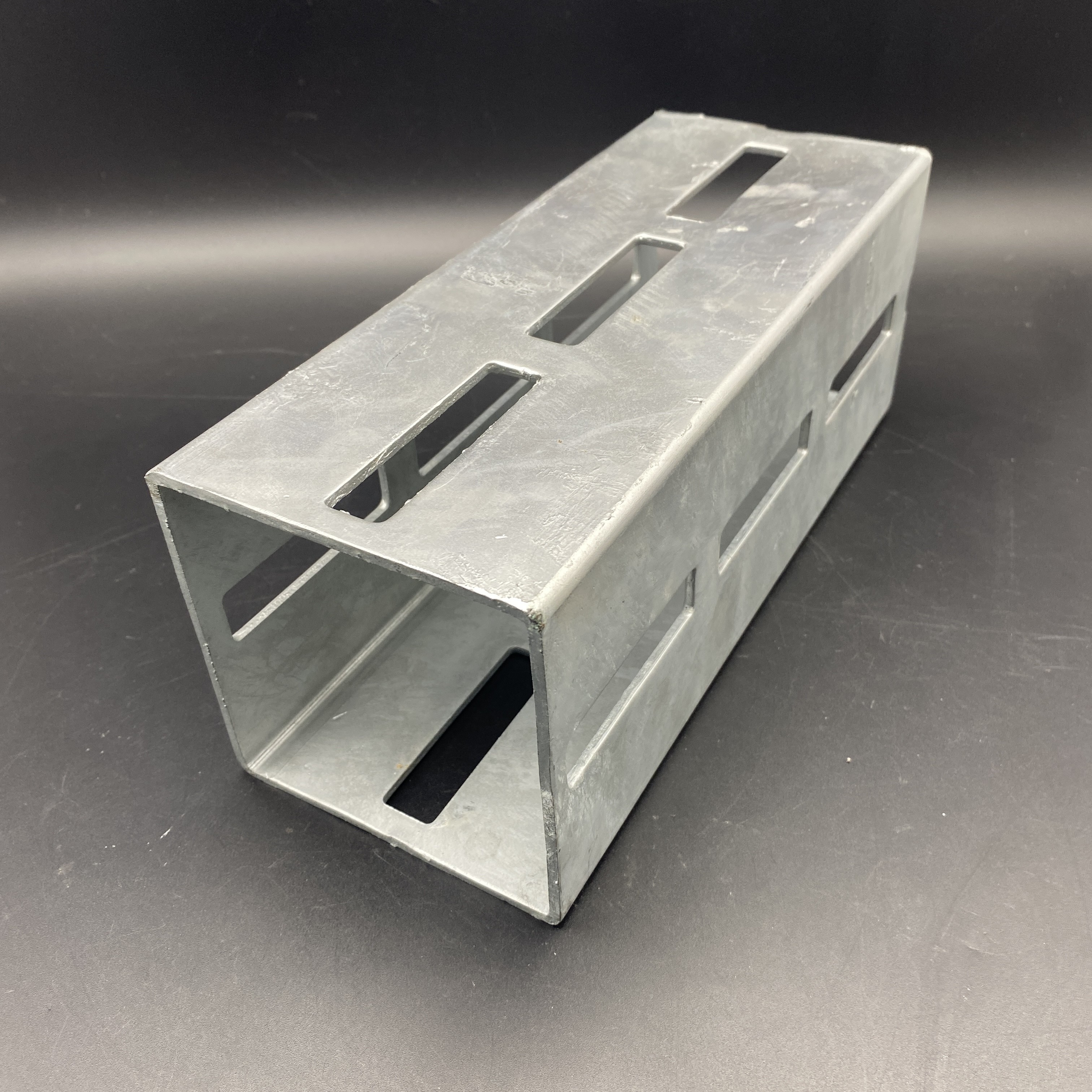 Custom Size 100x100x3 Electrical Galvanized Square Channel