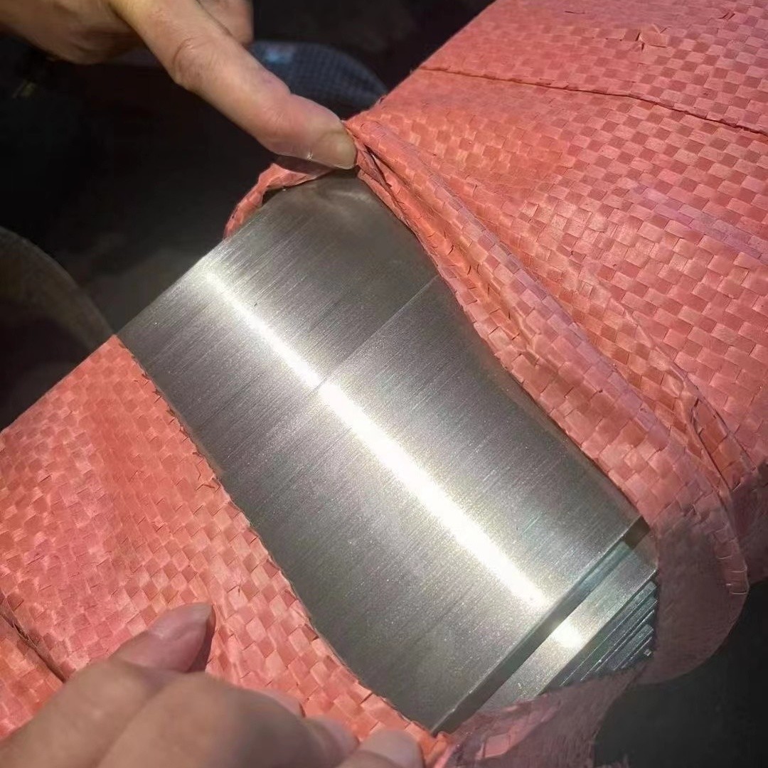 ASTM A564/564M Stainless Steel Flat Bar Grade: AISI316L Size: 3mm t x 25mm w x 3000 mm L