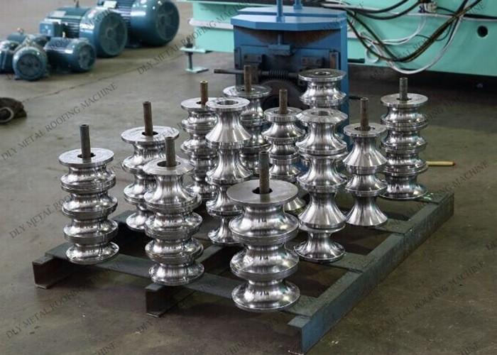 10kw Steel Pipe Profiling Machine 3000kg Rectangle Seamless Downspout