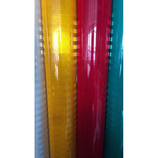 High Intensity Prismatic Reflective Vinyl Sticker Prismatic Grade For Road Signs