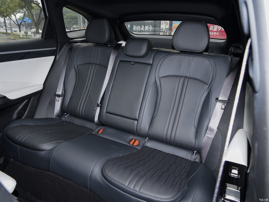 New Energy Vehicle Geely Galaxy L7 Hybrid 1.5t Phev Plus in Hybrid EV Car Electric SUV Car