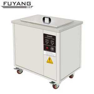 China Casters 560L 40KHz Industrial Ultrasonic Cleaning Equipment Stainless Steel Single Tank wholesale