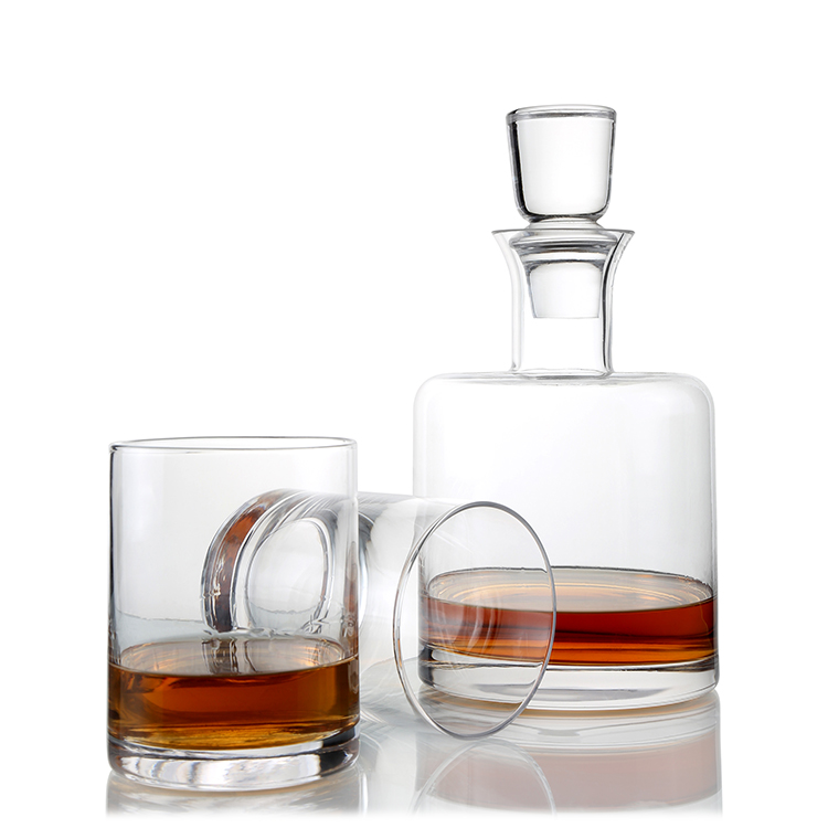 Handcrafted Gorgeous Glass Cube Whiskey Decanter Set Premium Glass Stoppers