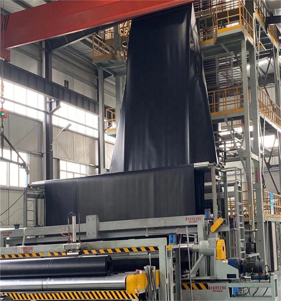 Polyester Fiber Long Fiber Needle Punched Non Woven Geotextile with Gram Weight 100g-700g