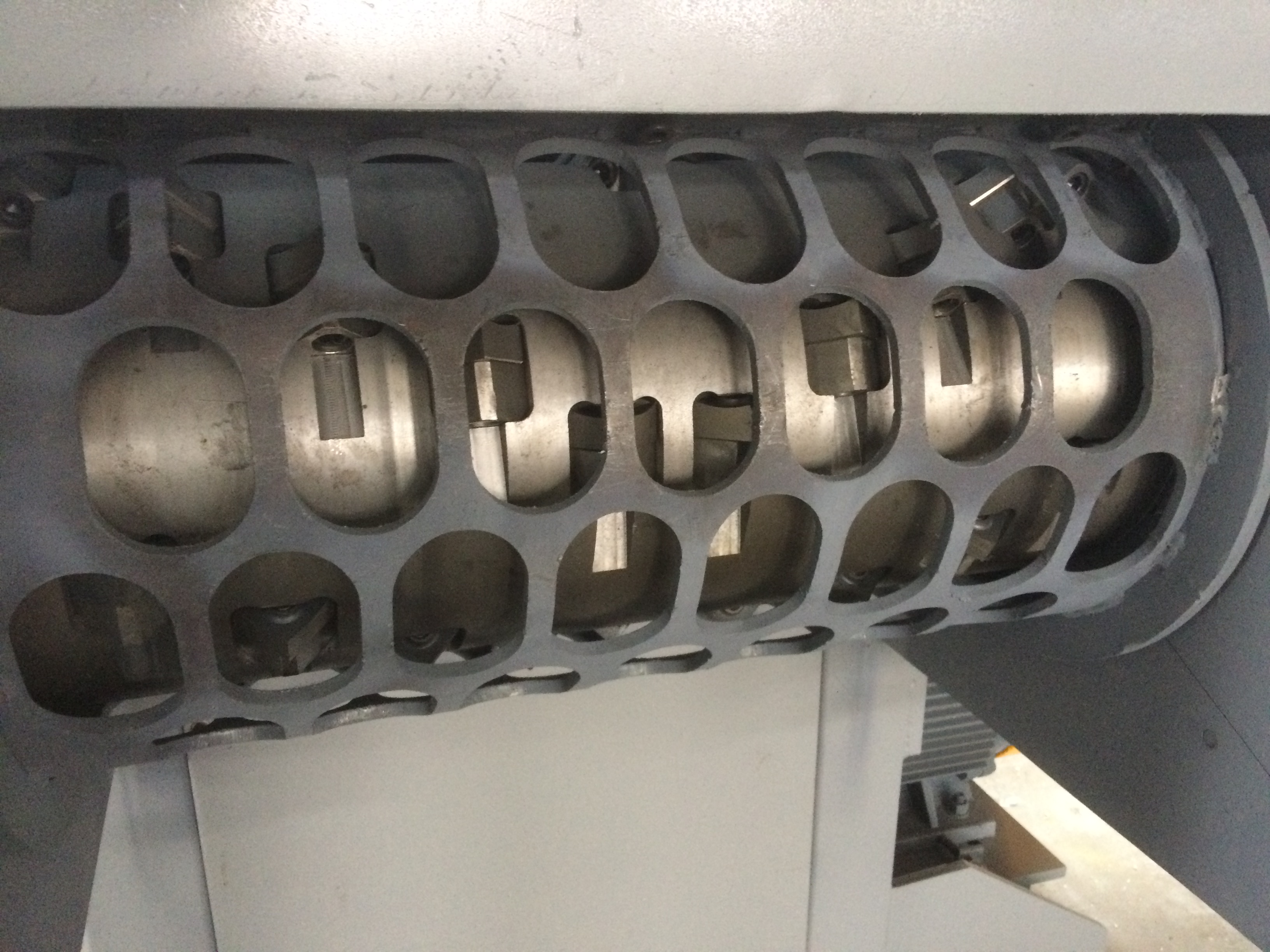 300-2000kg/H Plastic Shredder Machine For Recycling Single Shaft Industrial