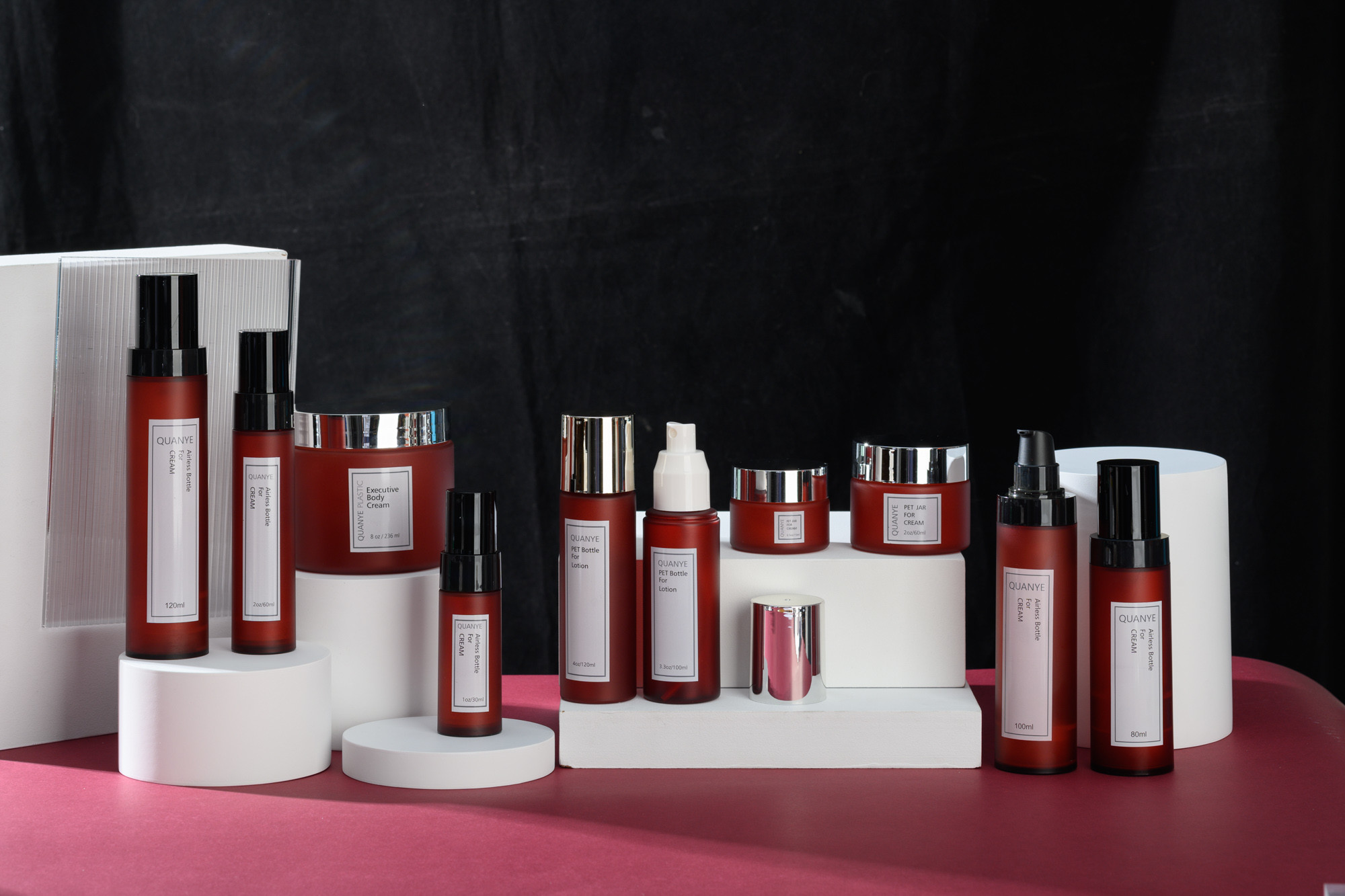 Empty Cosmetic Packaging Set Red Color Frosted Printing Face Cream Serum Bottle