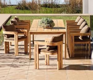 China Nordic Teak Wood Garden Dining Table And Chairs Set wholesale