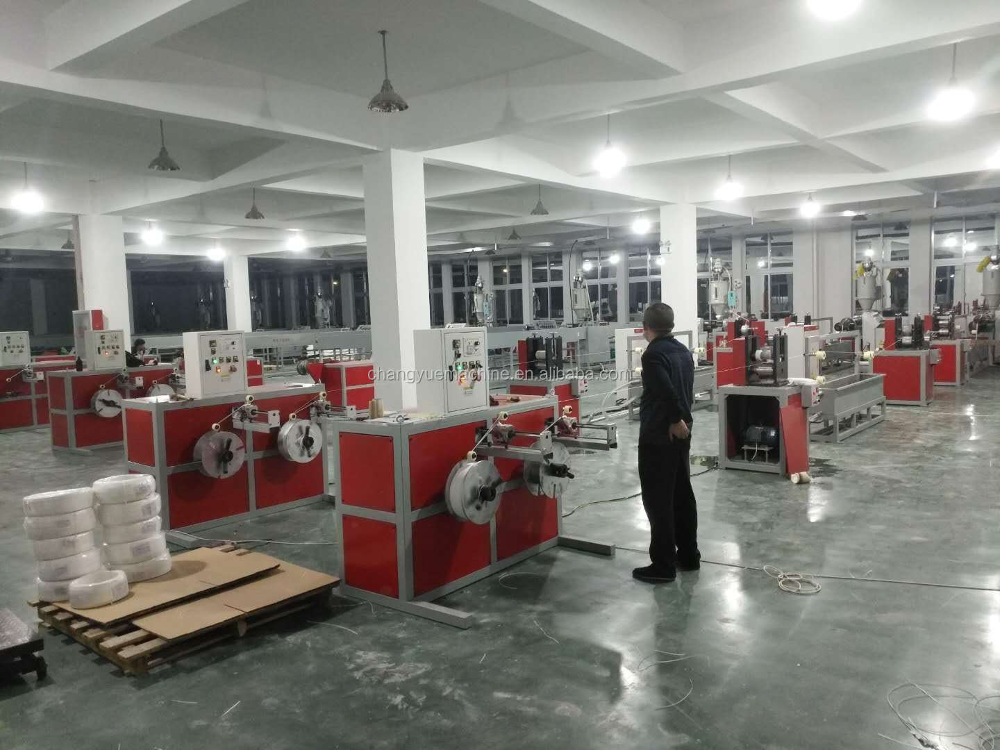 Screw L/D Ratio 55 1 HDPE Jacket Extrusion Line for PU Foaming Pre-insulated Pipe