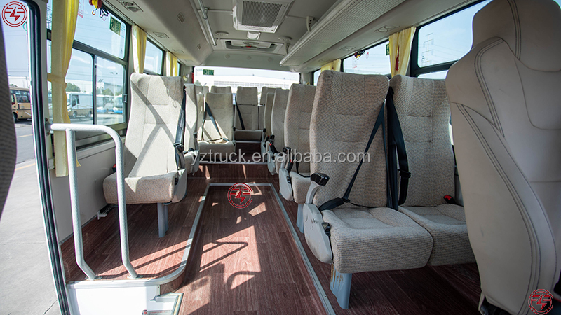 29-Seat Battery Powered Mini Electric Bus with Design and Customer's Requirement