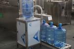 Volumetric / Linear Liquid Filler Equipment Purified Water Bottling Equipment