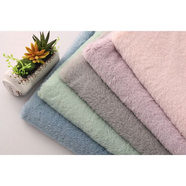 Recycled Soft 100 Polyester Fashion Fabric Silver Silk Plush Faux Fur Rabbit Ferret Fabrics for Women's Clothing Overcoat Bags Shoes