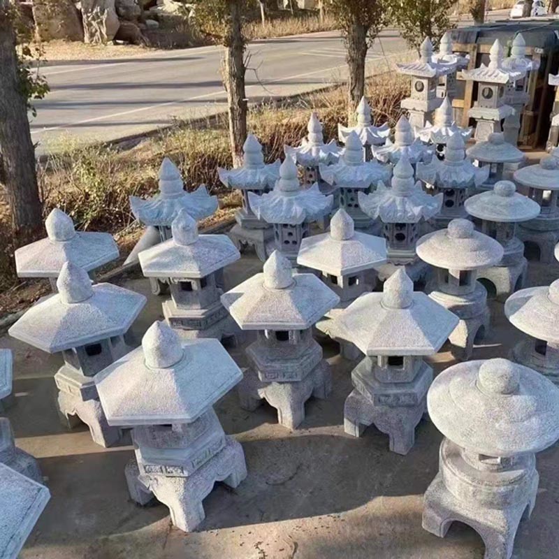 Hand Carved Pagoda Outdoor Stone Lantern Oriental Stone Garden Lanterns