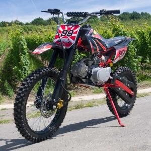 China 125cc Middle Size Dirt Bike Motorcycle Electric / Kick Start With Manual Clutch wholesale